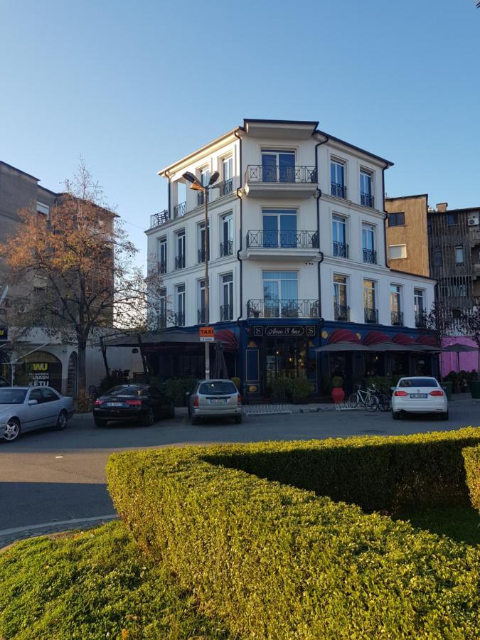 Amo'S Hotel Shkodra Kültér fotó