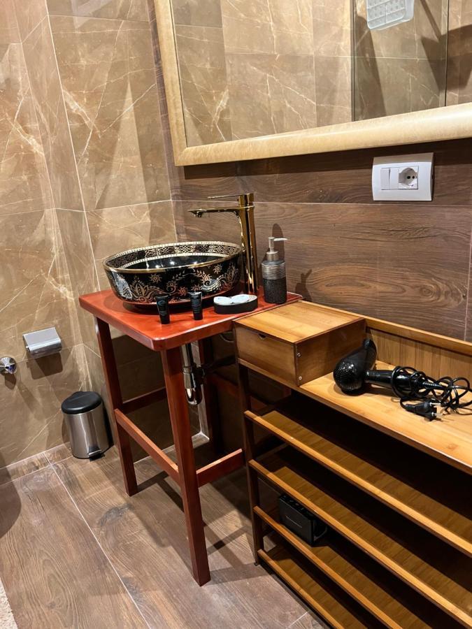 Amo'S Hotel Shkodra Kültér fotó