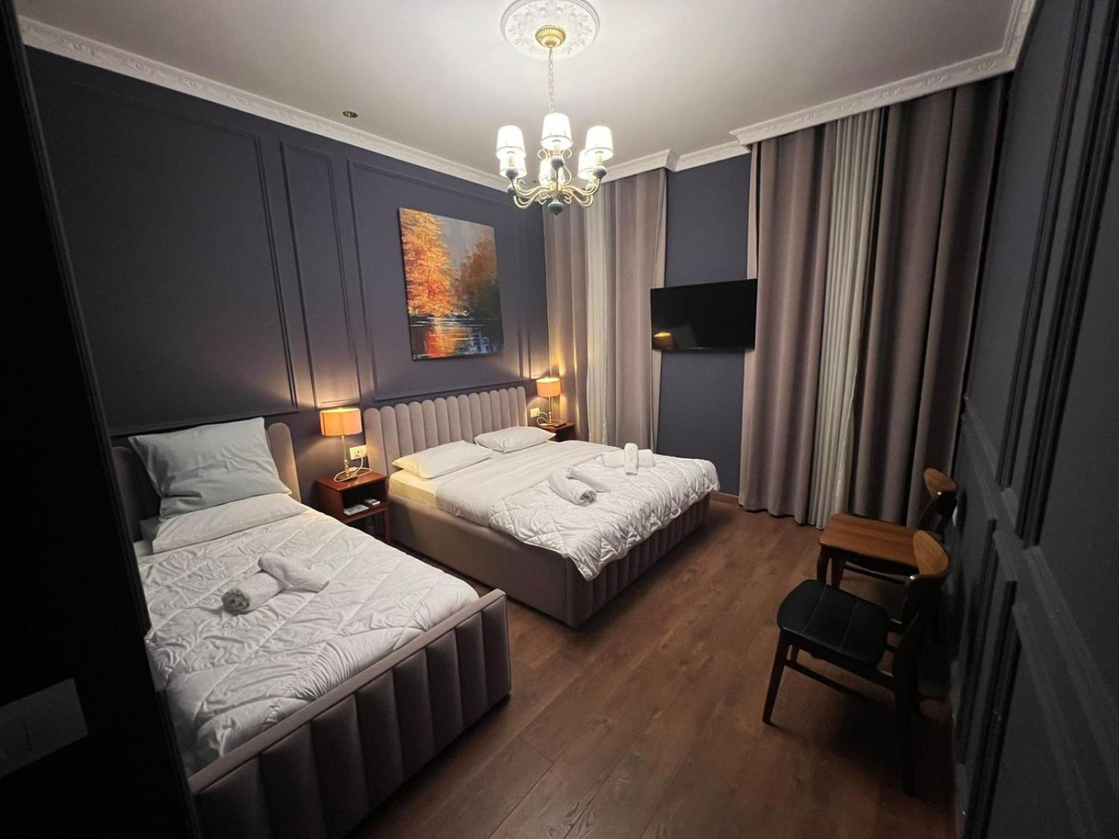 Amo'S Hotel Shkodra Kültér fotó
